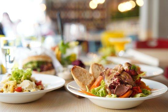 Sloik Restaurant
